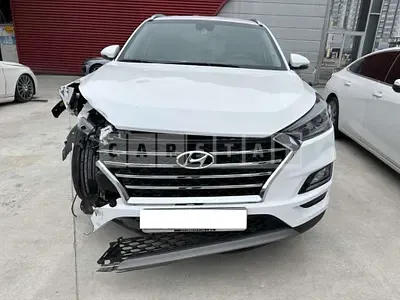 Photo 1 of 10: 2019 Hyundai Tucson, VIN KMHJ5817GKU943387 — Korean insurance auction