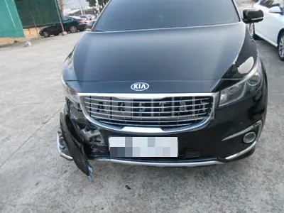 Photo 1 of 21: 2017 Kia Carnivals — Korean insurance auction