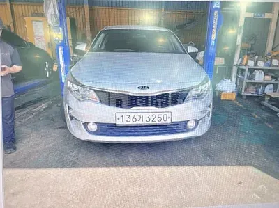 Photo 1 of 4: 2018 Kia K5 — Korean insurance auction
