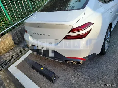 Photo 1 of 7: 2021 Genesis G70 2.0T 4WD — Korean insurance auction