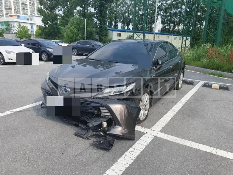 Photo 2 of 25: 2019 Toyota Camry Hybrid LE, VIN JTNB21HK6K3036528 — Korean insurance auction