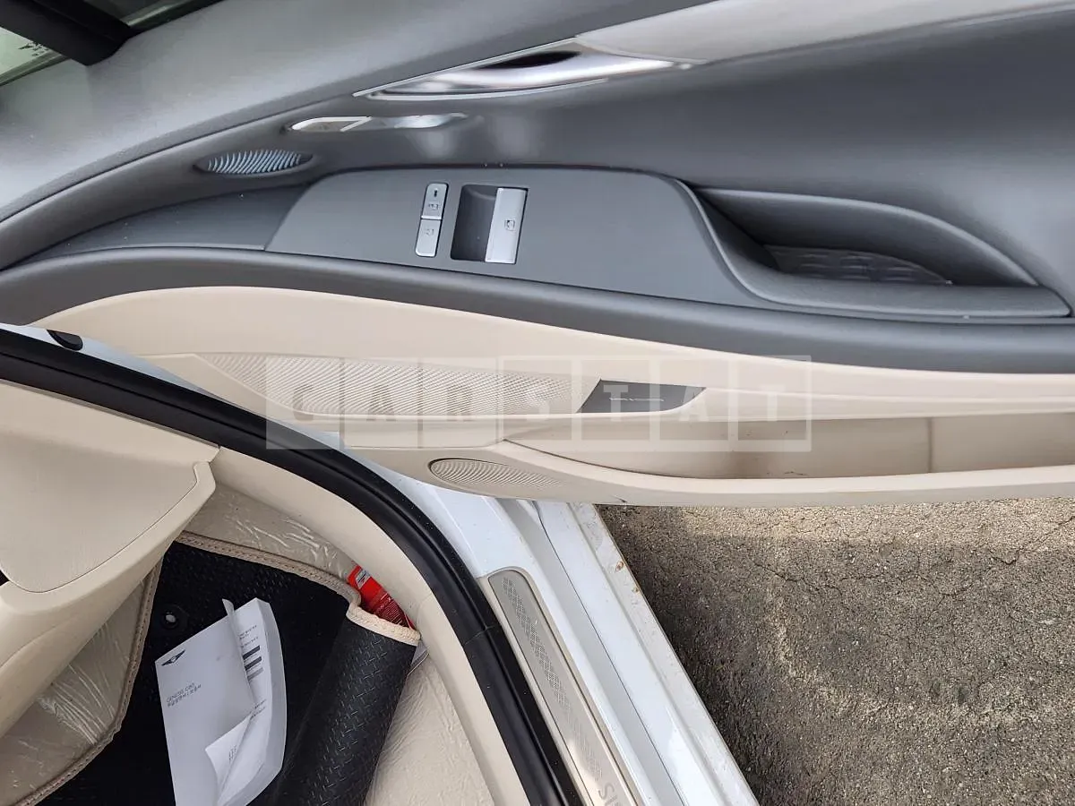 Photo 2 of 31: 2025 Genesis G80 2.5 AWD, VIN KMTGB41CDTU302437 — Korean insurance auction