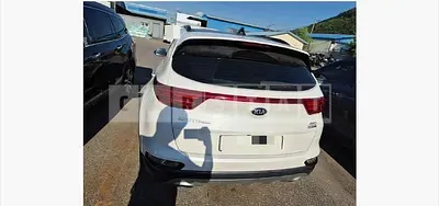 Photo 1 of 26: 2018 Kia Sportage 4WD — Korean insurance auction