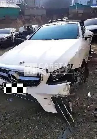 Photo 2 of 41: 2018 Mercedes-Benz E220d Cabriolet, VIN WDD1K1EB0JF068558 — Korean insurance auction