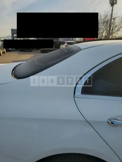 Photo 1 of 9: 2020 Mercedes-Benz E220d 4Matic, VIN W1KZF0FB4LA769071 — Korean insurance auction