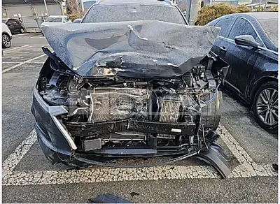 Photo 1 of 22: 2019 Hyundai Tucson, VIN KMHJ3817GKU040712 — Korean insurance auction