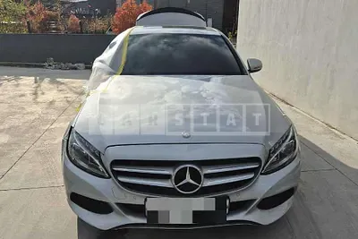 Photo 1 of 21: 2017 Mercedes-Benz C220 d — Korean insurance auction