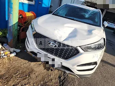 Photo 1 of 21: 2016 Hyundai Tucson TL 1.7 — Korean insurance auction