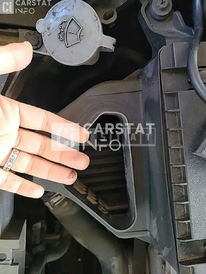 Photo 2 of 18: 2016 Infiniti Acupuncture Q70 3.7 — Korean insurance auction