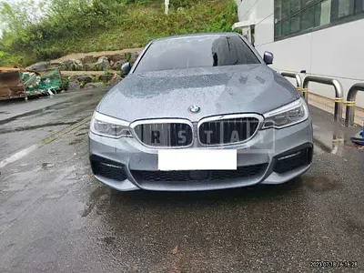 Photo 1 of 17: 2017 BMW 520d xDrive, VIN WBAJC5101HG858066 — Korean insurance auction