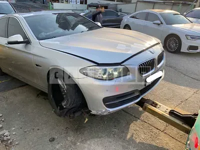 Photo 1 of 15: 2015 BMW 520d, VIN WBA5E5108FG056607 — Korean insurance auction