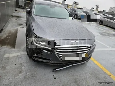 Photo 1 of 22: 2015 Genesis 3.3 — Korean insurance auction