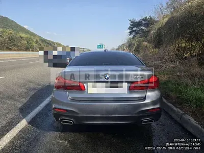 Photo 1 of 30: 2018 BMW 530i — Korean insurance auction