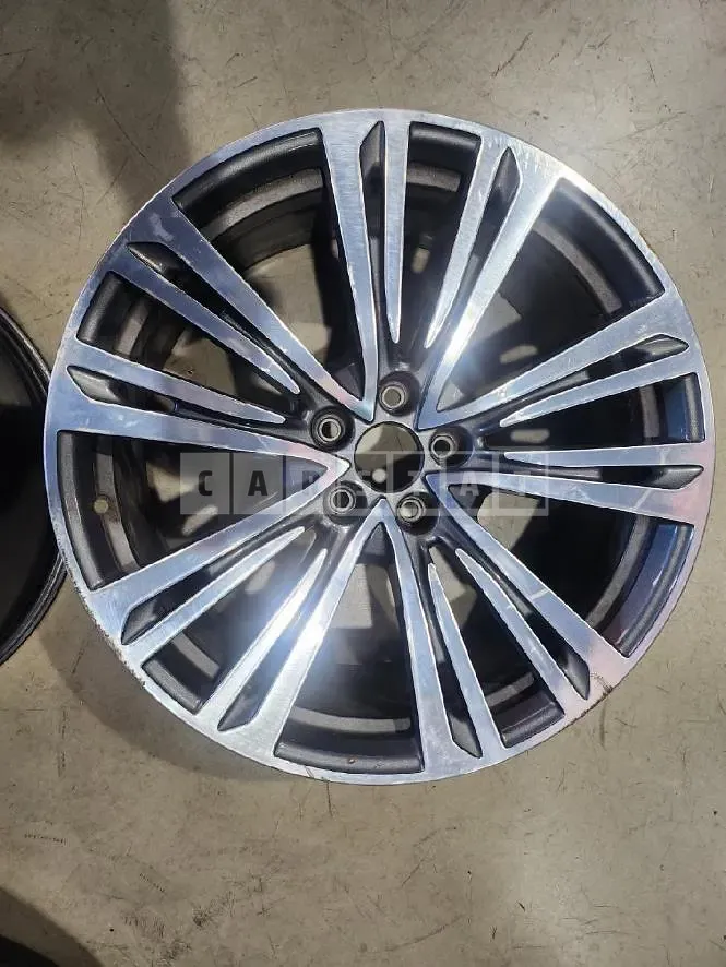 Photo 2 of 6: 2021 Audi (parts) A8 50 TDI quattro Wheels And Others — Korean insurance auction
