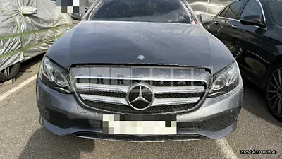 Photo 1 of 9: 2017 Mercedes-Benz E300 — Korean insurance auction