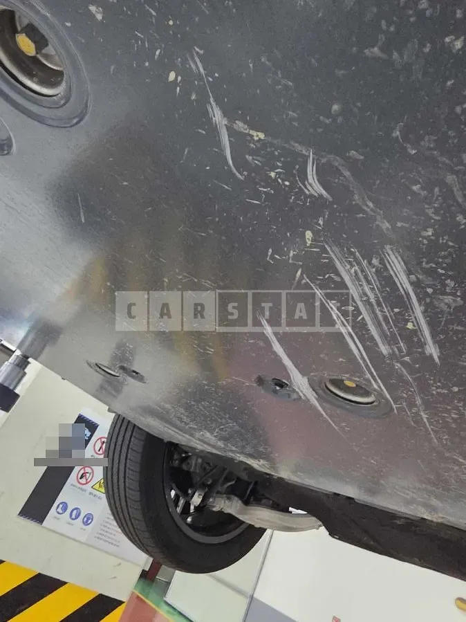 Photo 2 of 19: 2026 Hyundai (parts) IONIQ 9 3 Wheels & Battery Assembly — Korean insurance auction