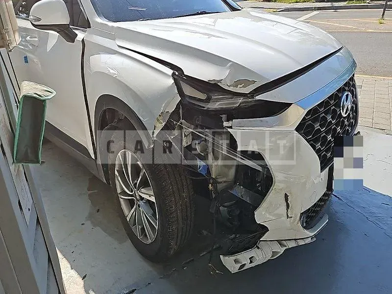 Photo 2 of 49: 2018 Hyundai Santa Fe TM — Korean insurance auction