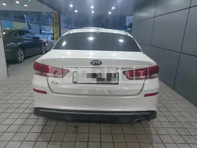 Photo 1 of 37: 2019 Kia K5, VIN KNAGS411BLA381644 — Korean insurance auction