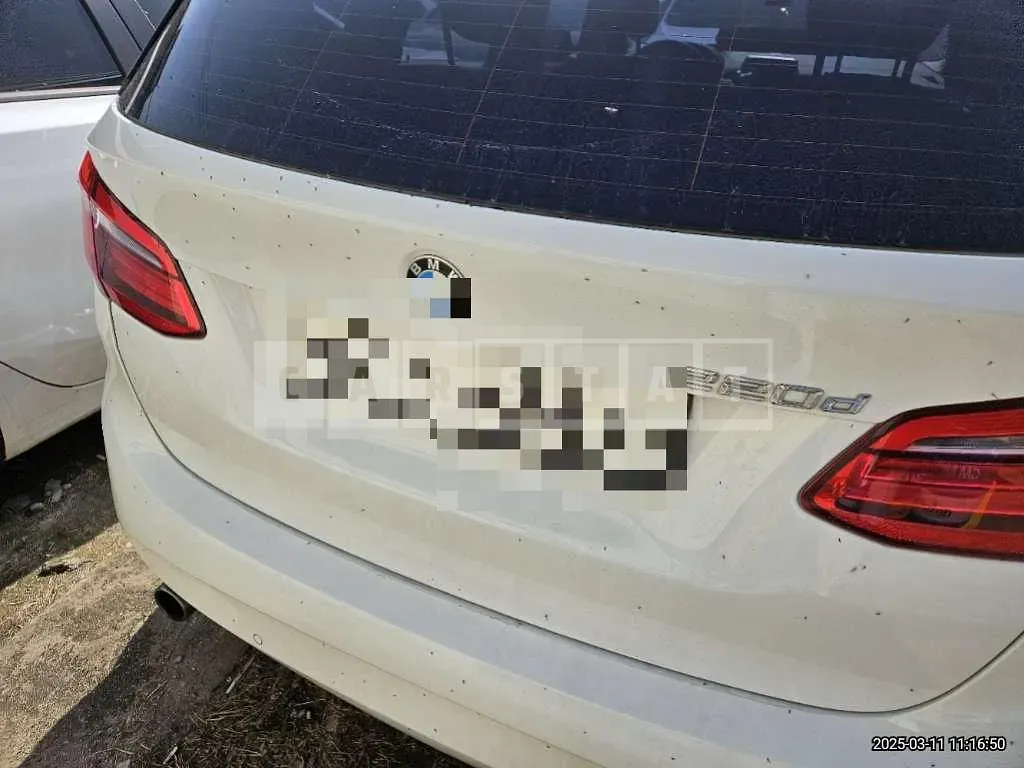 Photo 2 of 12: 2015 BMW Active Tourer — Korean insurance auction