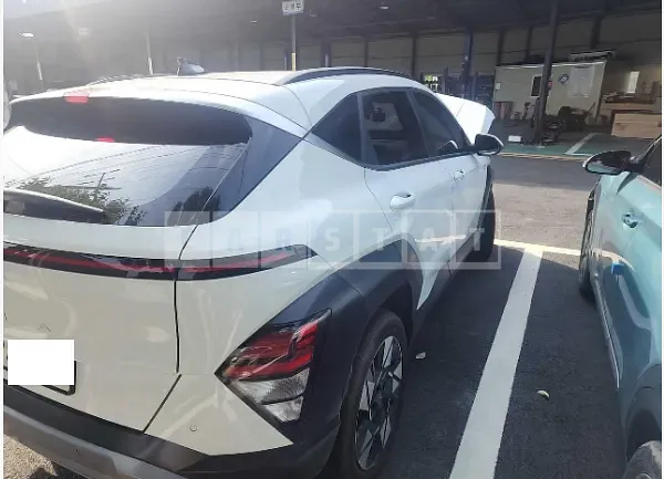 Photo 2 of 44: 2025 Hyundai Kona, VIN KMHHC813BSU141440 — Korean insurance auction