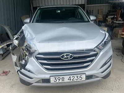 Photo 1 of 15: 2017 Hyundai Tucson, VIN KMHJ281ADHU278984 — Korean insurance auction