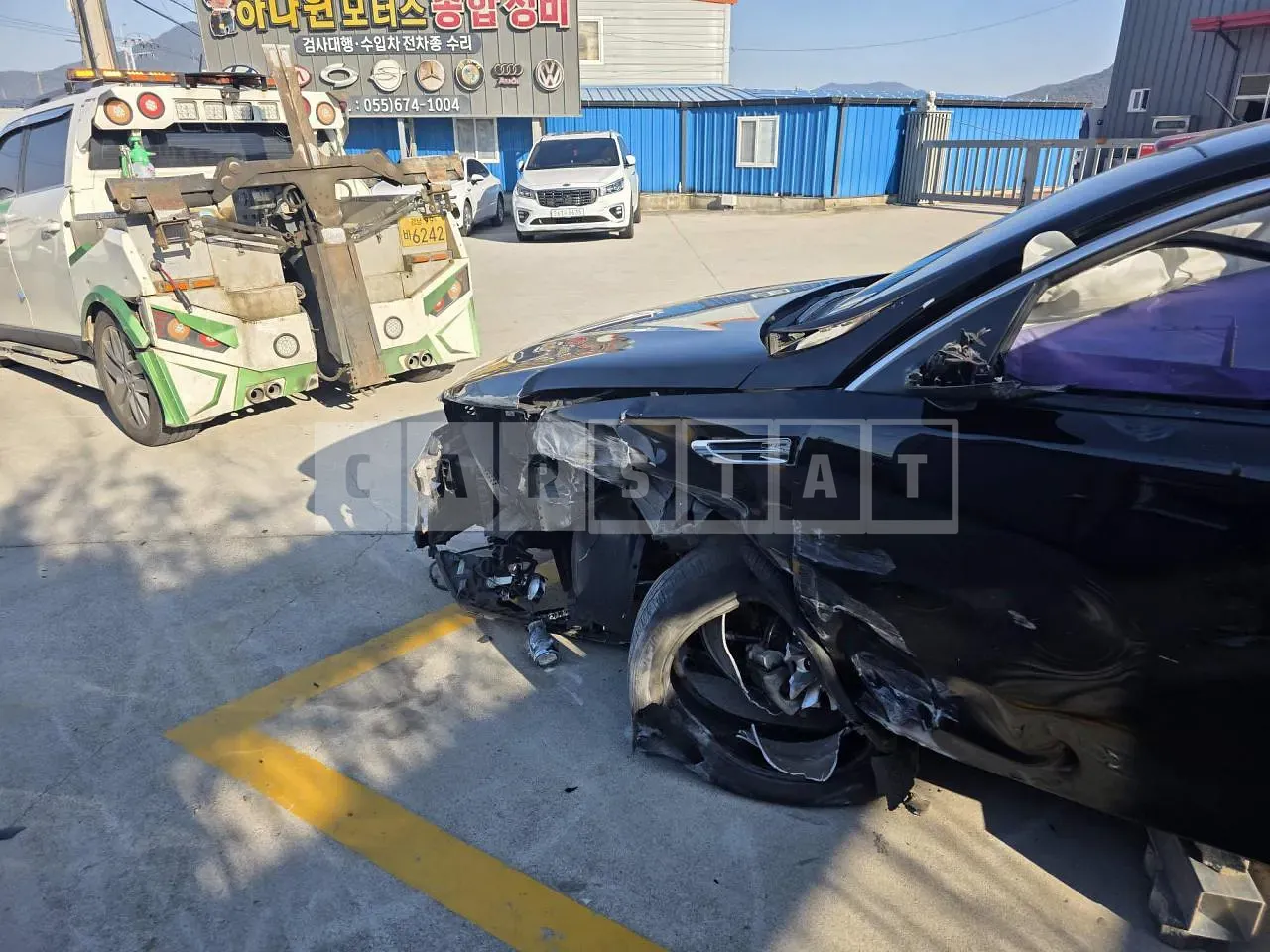 Photo 2 of 12: 2015 Kia K5, VIN KNAGX411BGA012853 — Korean insurance auction