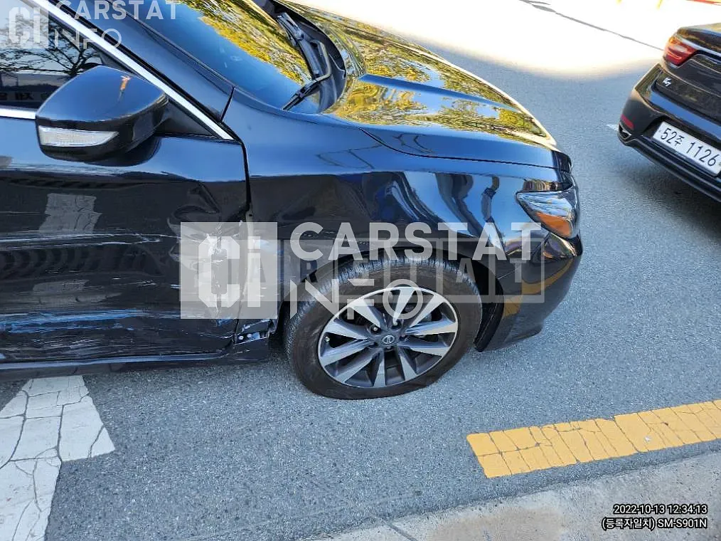 Photo 2 of 10: 2017 Nissan Altima 2.5 — Korean insurance auction