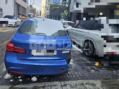 Photo 1 of 13: 2018 BMW 330i — Korean insurance auction