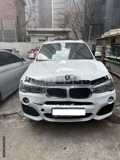 Photo 1 of 16: 2018 BMW X4 xDrive 20d, VIN WBAXX1104J0Y50775 — Korean insurance auction
