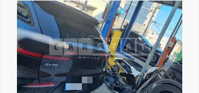 Photo 1 of 21: 2023 Genesis GV70 — Korean insurance auction
