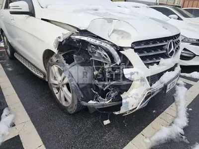 Photo 1 of 9: 2015 Mercedes-Benz ML350 BlueTec 4Matic — Korean insurance auction