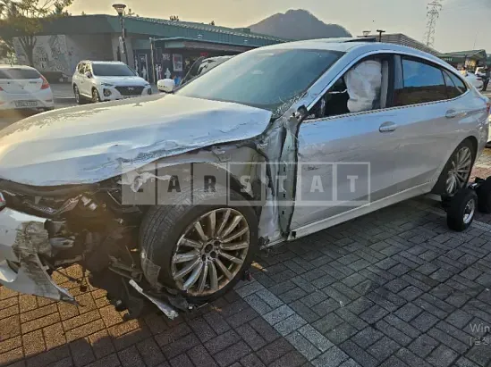Photo 2 of 11: 2022 BMW 620d — Korean insurance auction