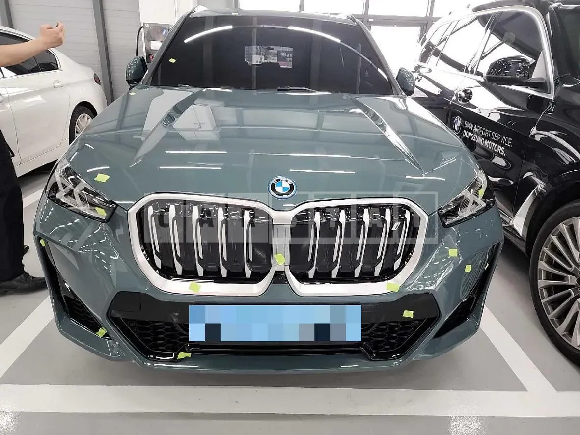 Photo 2 of 9: 2023 BMW (parts) iX1 xDrive30 Lite — Korean insurance auction