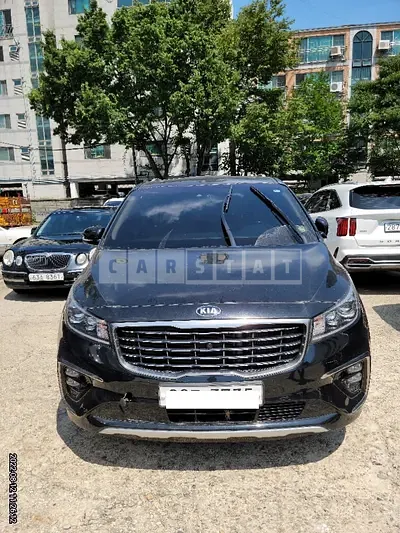 Photo 1 of 13: 2019 Kia Carnival, VIN KNAME81ABKS483873 — Korean insurance auction