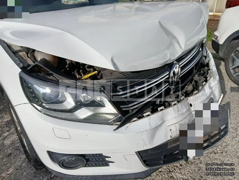 Photo 3 of 3: 2015 Volkswagen Tiguan 2.0 TDI Blue Motion — Korean insurance auction