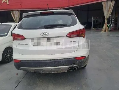 Photo 1 of 23: 2015 Hyundai Santa Fe DM — Korean insurance auction