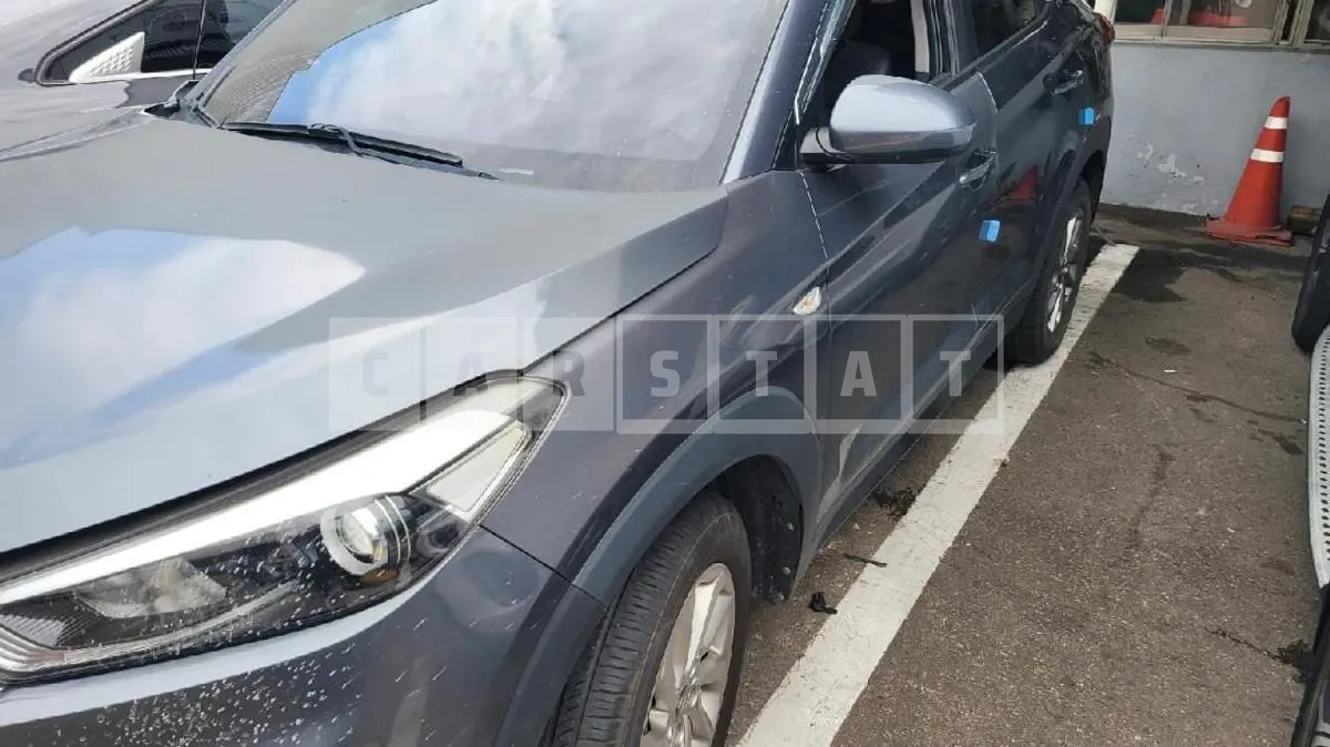 Photo 2 of 41: 2015 Hyundai Tucson — Korean insurance auction