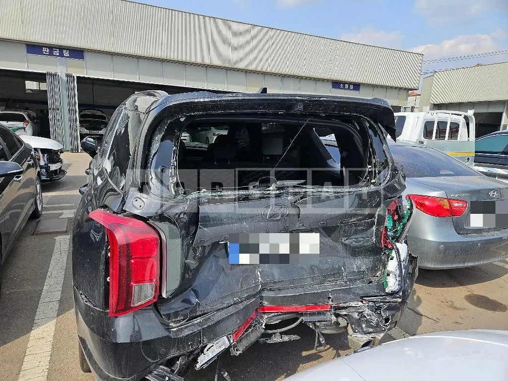 Photo 2 of 23: 2023 Hyundai Pelisade, VIN KMHR581ABRU723055 — Korean insurance auction
