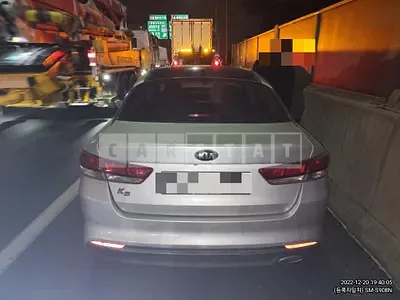 Photo 1 of 18: 2016 Kia K5, VIN KNAGU416BGA079576 — Korean insurance auction