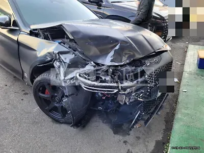 Photo 1 of 6: 2021 Genesis G70 3.3T (4WD) — Korean insurance auction