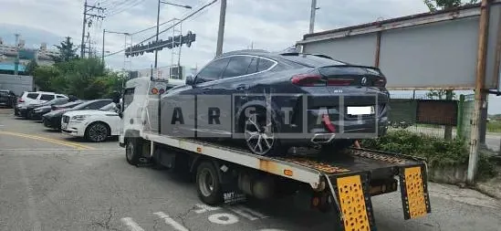 Photo 2 of 42: 2022 BMW X6 xDrive 40i — Korean insurance auction