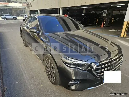 Photo 2 of 15: 2024 Mercedes-Benz E300 4Matic — Korean insurance auction