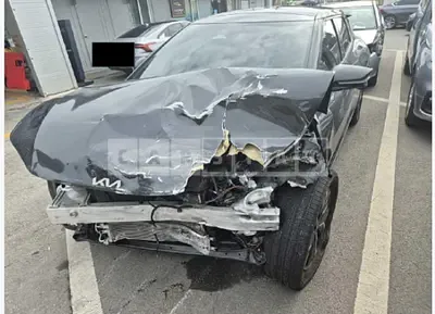 Photo 1 of 9: 2022 Kia EV6 — Korean insurance auction