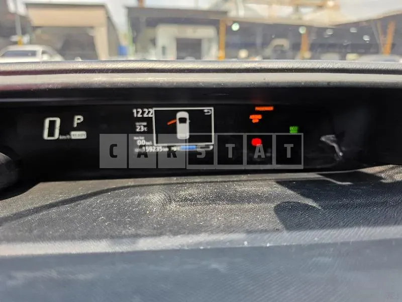 Photo 2 of 14: 2018 Toyota Prius C — Korean insurance auction
