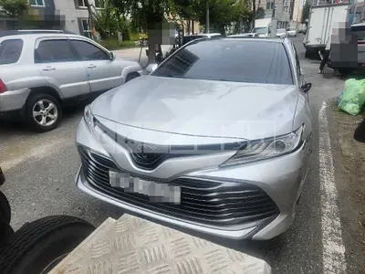 Photo 1 of 12: 2019 Toyota Camry — Korean insurance auction