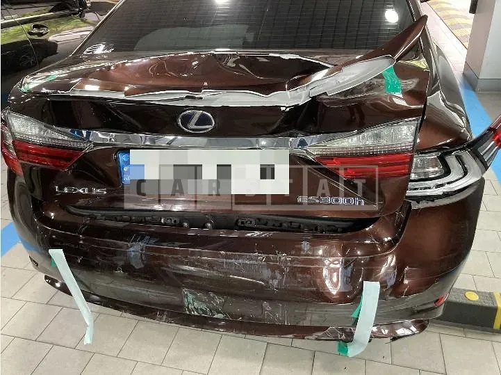 Photo 2 of 17: 2015 Lexus ES300h, VIN JTHBW1GG2G2113462 — Korean insurance auction