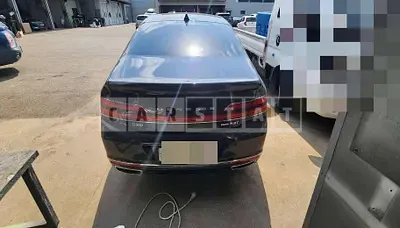 Photo 1 of 17: 2018 Genesis G90 3.3T — Korean insurance auction