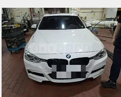 Photo 1 of 69: 2018 BMW 320i — Korean insurance auction