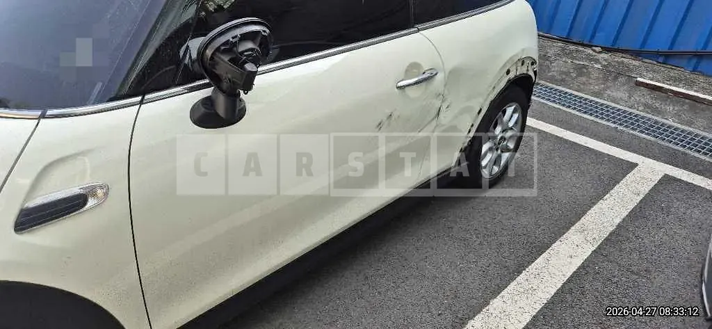 Photo 2 of 17: 2016 MINI Cooper D — Korean insurance auction