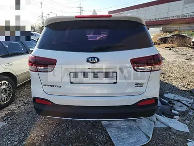 Photo 1 of 15: 2014 Kia Sorento 2.2 — Korean insurance auction